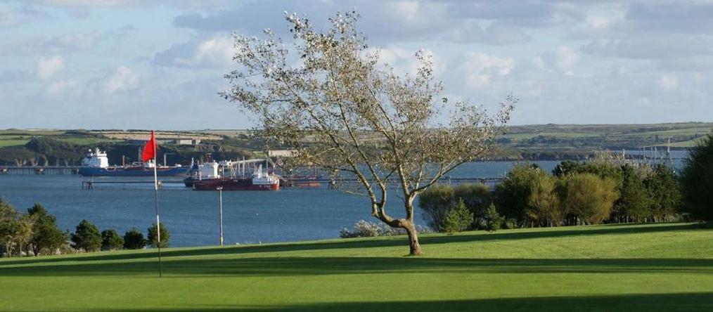 Sea View Luxury 5 Star Cottage Near Milford Marina Milford Haven Eksteriør billede